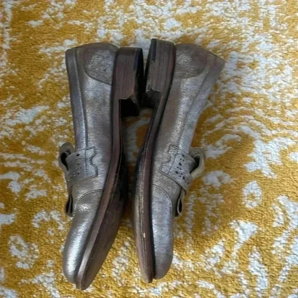 The Office of Angela Scott Metallic Loafers Size 39 8.5 - Picture 2 of 8